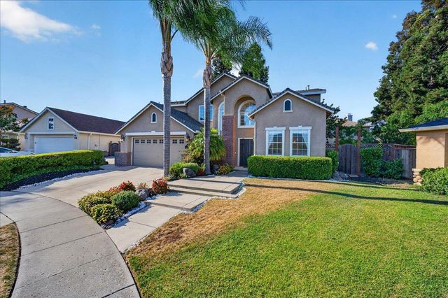1301 Peregrine Drive, Gilroy, CA 95020