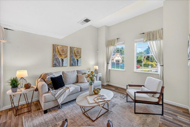 1301 Peregrine Drive, Gilroy, CA 95020