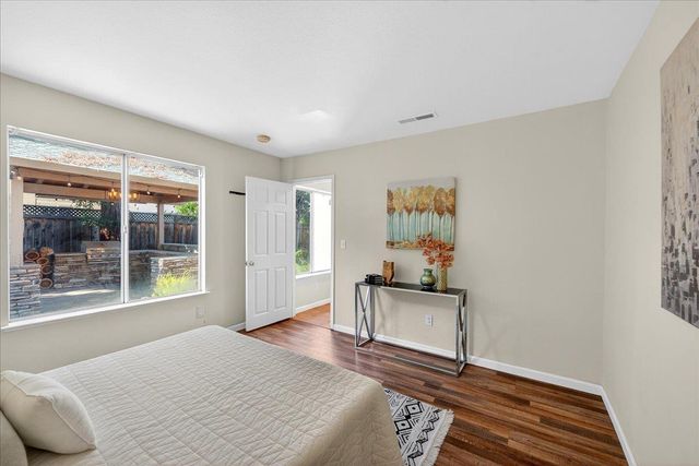 1301 Peregrine Drive, Gilroy, CA 95020