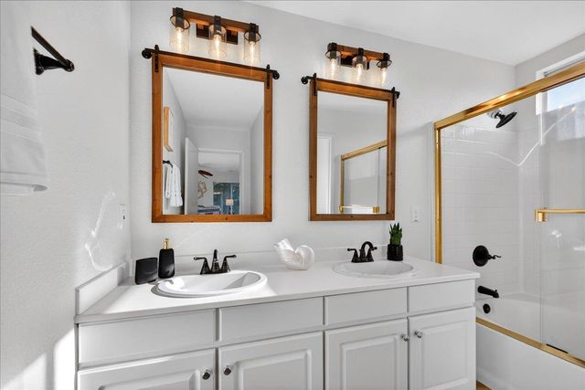 1301 Peregrine Drive, Gilroy, CA 95020