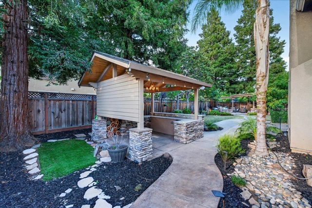 1301 Peregrine Drive, Gilroy, CA 95020