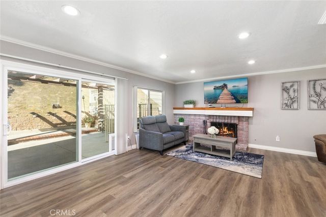 974 Nottingham, Corona, CA 92880