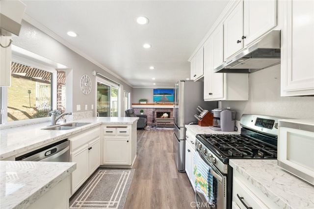 974 Nottingham, Corona, CA 92880