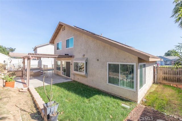 974 Nottingham, Corona, CA 92880