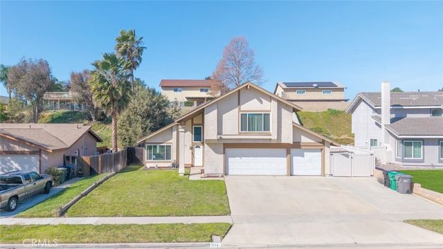 974 Nottingham, Corona, CA 92880