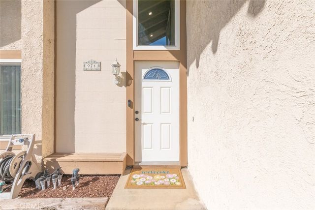 974 Nottingham, Corona, CA 92880