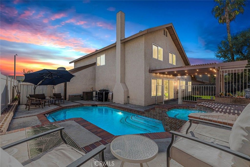 974 Nottingham, Corona, CA 92880