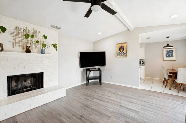 1654 Clarendon Drive, Lewisville, TX 75067