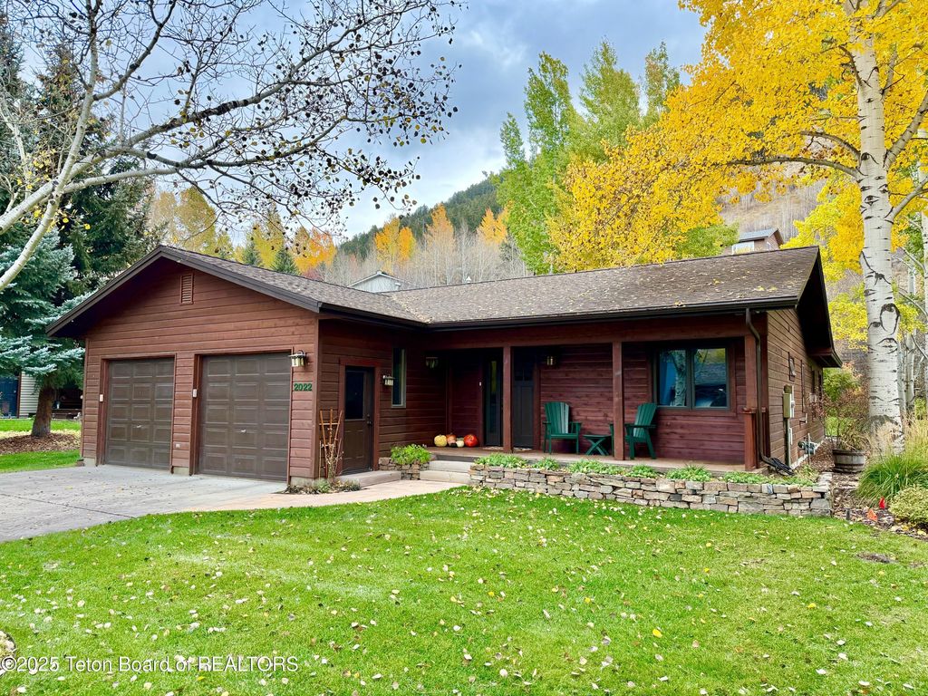 2022 HIDDEN RANCH Loop, Jackson, WY 83001