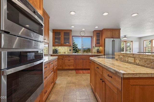 60376 Arnold Market, Bend, OR 97702