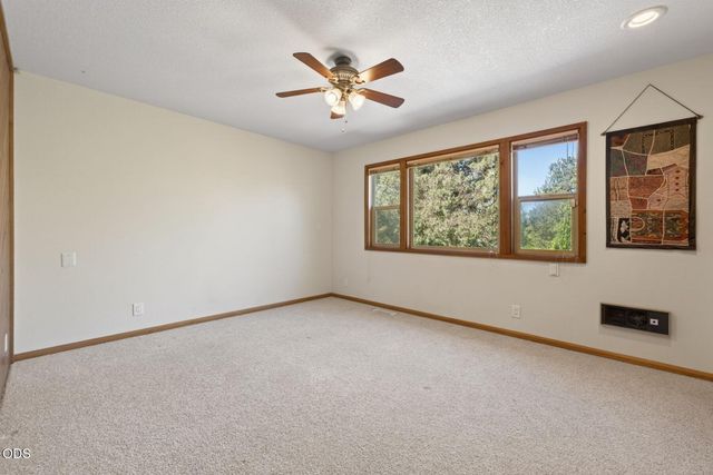 60376 Arnold Market, Bend, OR 97702