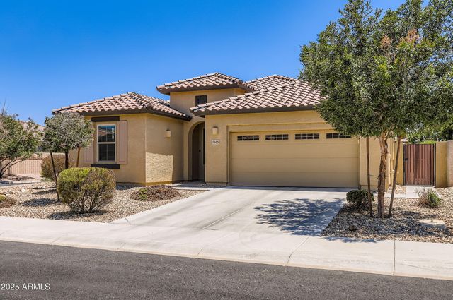 7665 W FETLOCK Trail, Peoria, AZ 85383