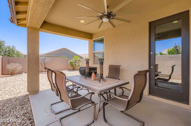 7665 W FETLOCK Trail, Peoria, AZ 85383