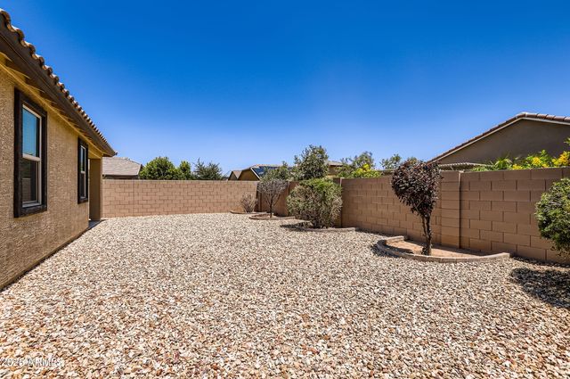 7665 W FETLOCK Trail, Peoria, AZ 85383