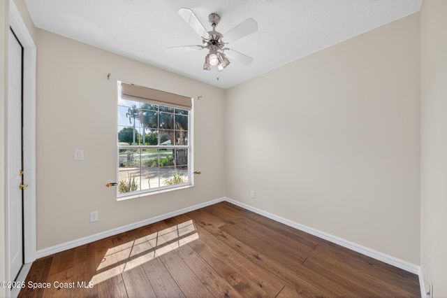 914 Sierra Place NE, Palm Bay, FL 32907