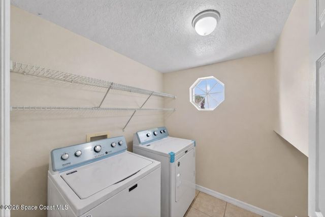 914 Sierra Place NE, Palm Bay, FL 32907