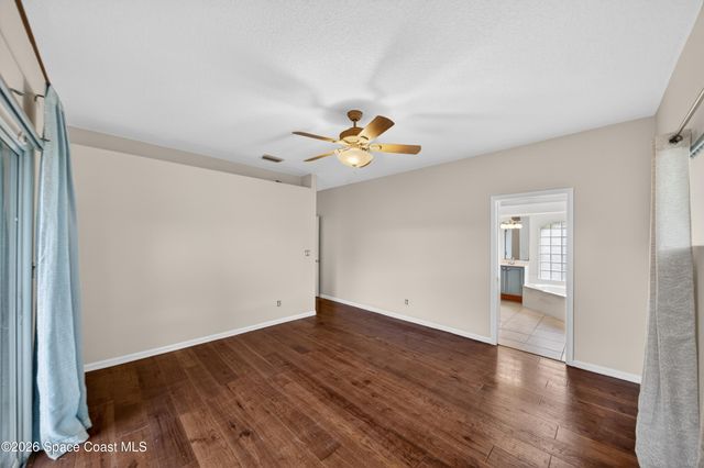 914 Sierra Place NE, Palm Bay, FL 32907
