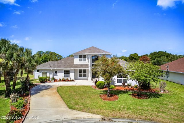914 Sierra Place NE, Palm Bay, FL 32907