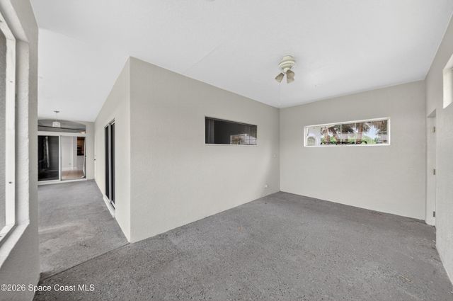 914 Sierra Place NE, Palm Bay, FL 32907