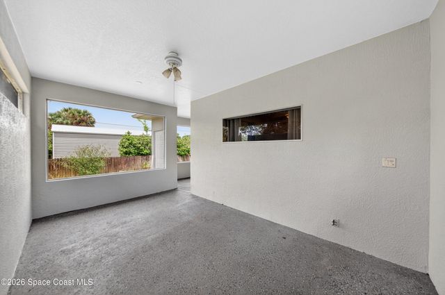 914 Sierra Place NE, Palm Bay, FL 32907