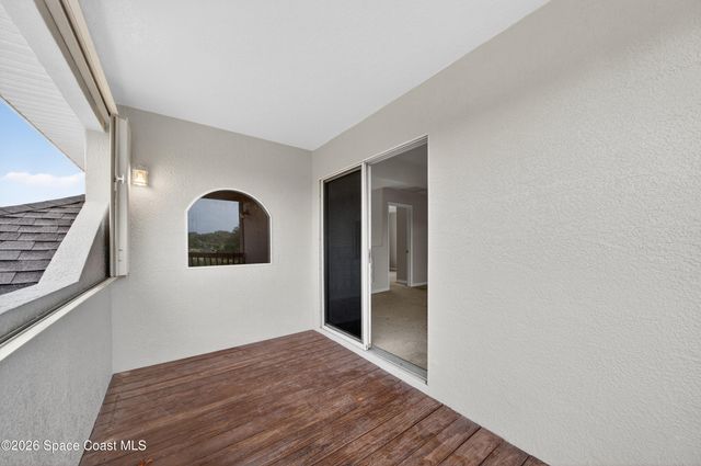 914 Sierra Place NE, Palm Bay, FL 32907