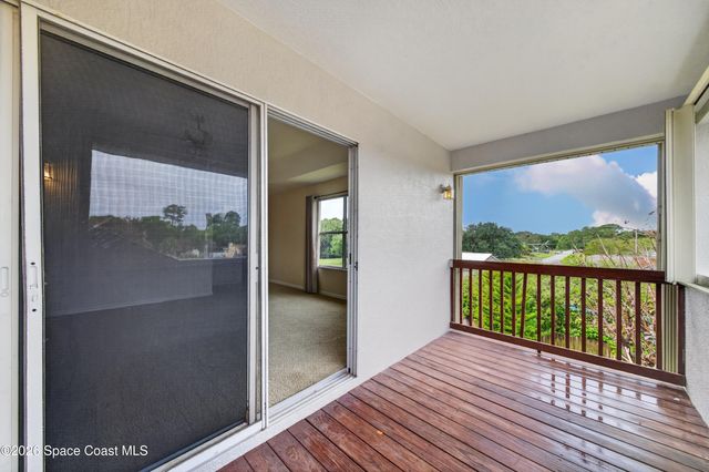 914 Sierra Place NE, Palm Bay, FL 32907