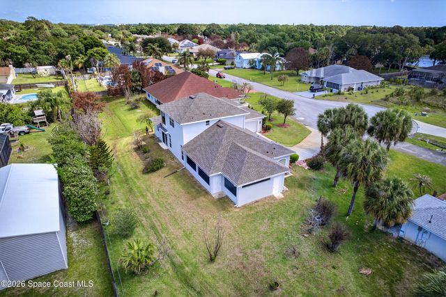 914 Sierra Place NE, Palm Bay, FL 32907