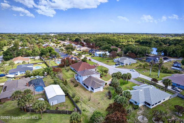 914 Sierra Place NE, Palm Bay, FL 32907