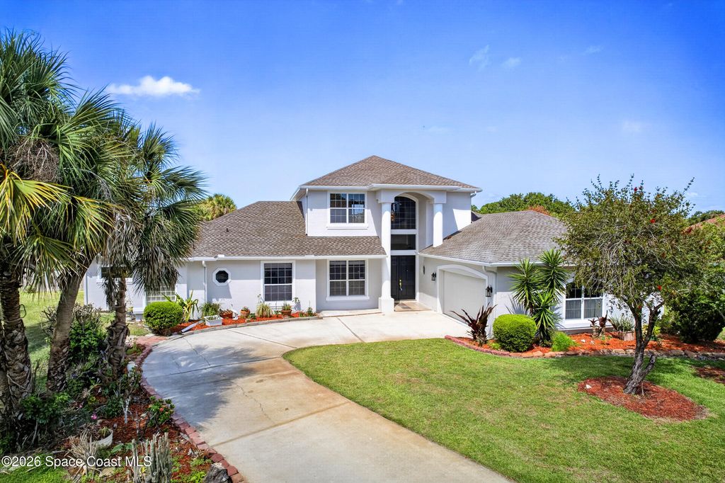 914 Sierra Place NE, Palm Bay, FL 32907