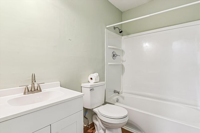 112 Kimeran Lane A, Summerville, SC 29485