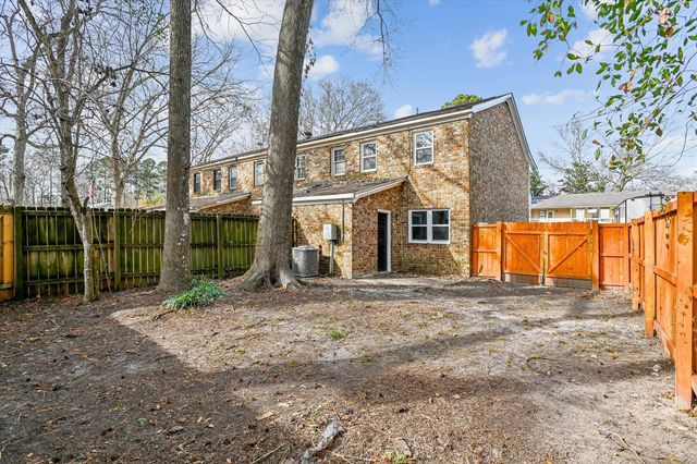 112 Kimeran Lane A, Summerville, SC 29485