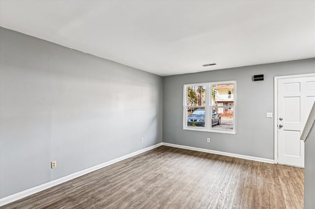 112 Kimeran Lane A, Summerville, SC 29485