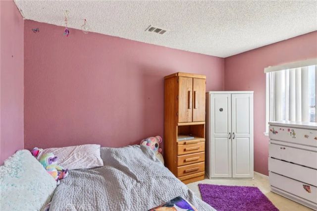 484 Westminister, San Jacinto, CA 92583