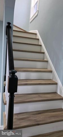 34 DUNMORE RD, Catonsville, MD 21228