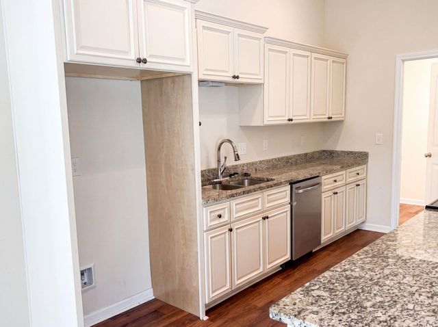 1528 Abberbury Dr., Conway, SC 29527