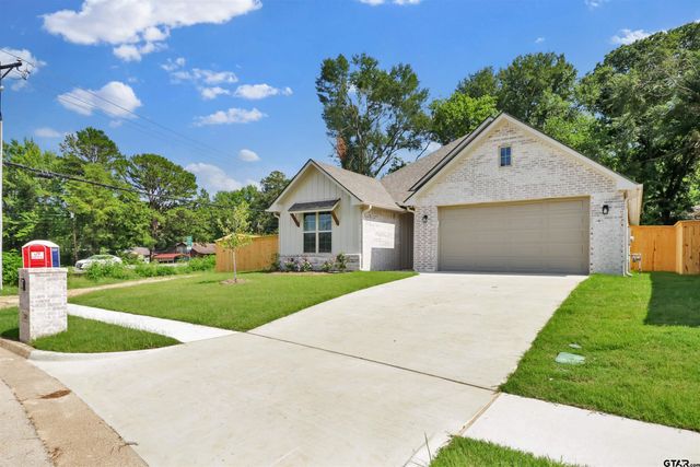 3065 Guinn Farms Rd, Tyler, TX 75707