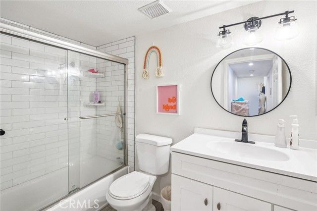 326 E Hazel Street 6, Inglewood, CA 90302