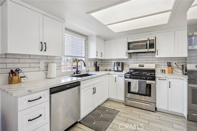 326 E Hazel Street 6, Inglewood, CA 90302