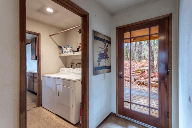 7651 Midway Pines Drive, Shingletown, CA 96088