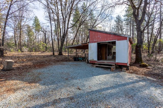 7651 Midway Pines Drive, Shingletown, CA 96088