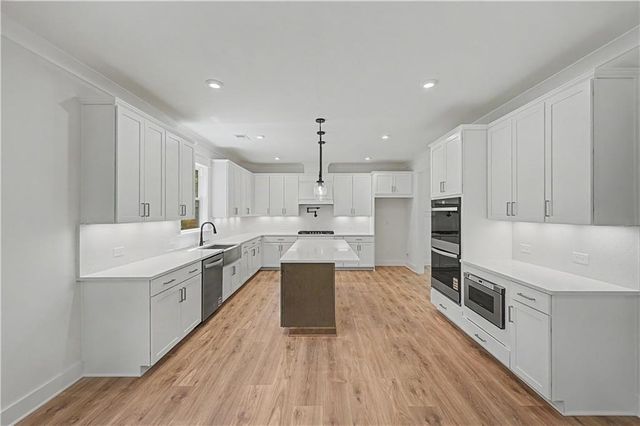 2120 Shillings Road, Kennesaw, GA 30152