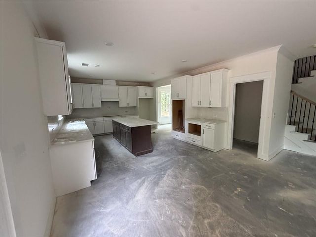 2120 Shillings Road, Kennesaw, GA 30152