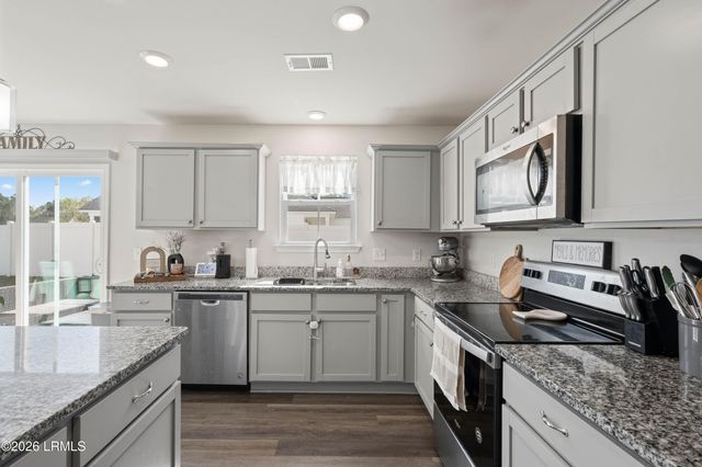 28 Red Pine Road, Ridgeland, SC 29936