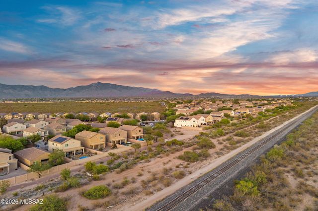 12250 E Becker Drive, Vail, AZ 85641