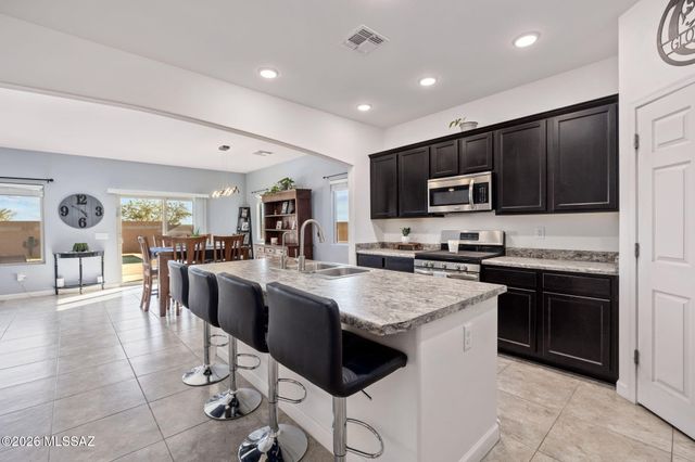 12250 E Becker Drive, Vail, AZ 85641