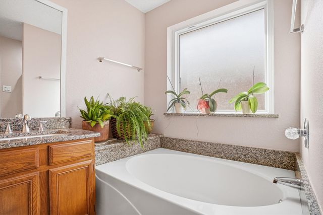 3732 Cove Meadow Lane, Fort Worth, TX 76123