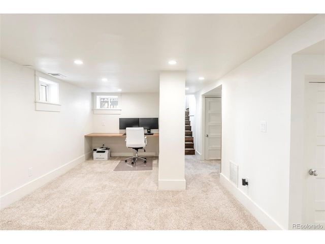 3041 W Clyde Pl, Denver, CO 80211