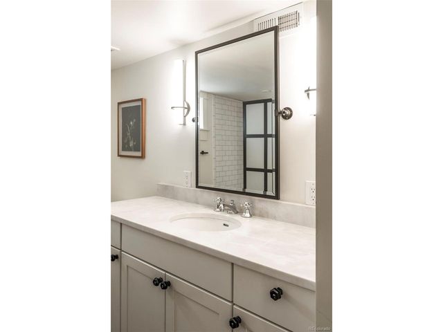 3041 W Clyde Pl, Denver, CO 80211