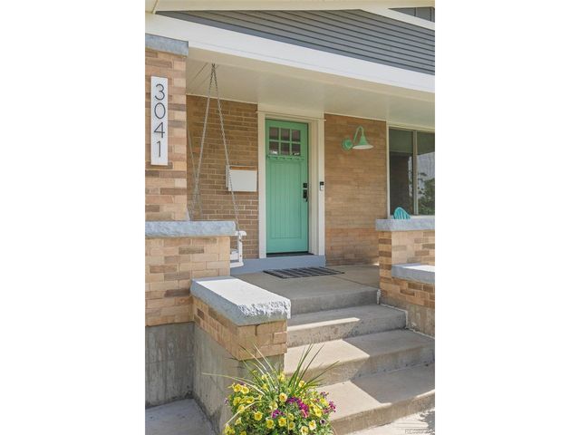 3041 W Clyde Pl, Denver, CO 80211
