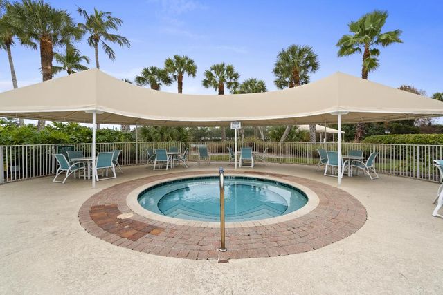 599 NW San Remo Circle, Port St. Lucie, Port St Lucie, FL 34986